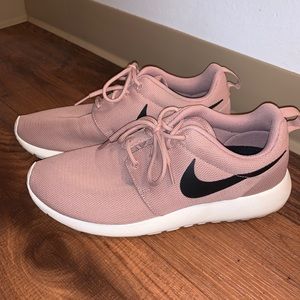 Nude Pink Nike Roses - Gently Worn!